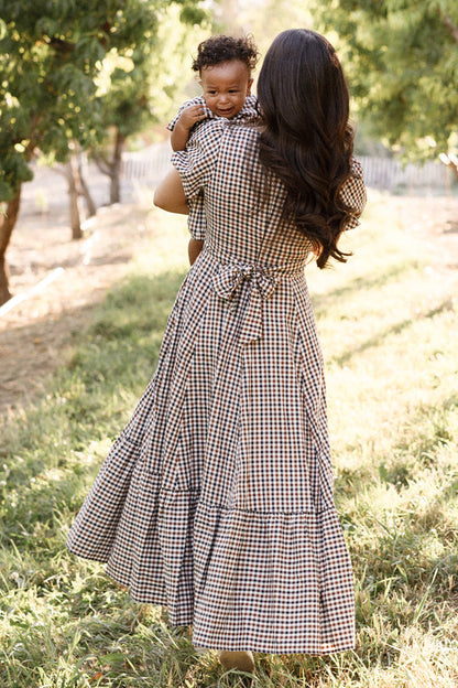 Connie Short Sleeve Dress in Chestnut Gingham