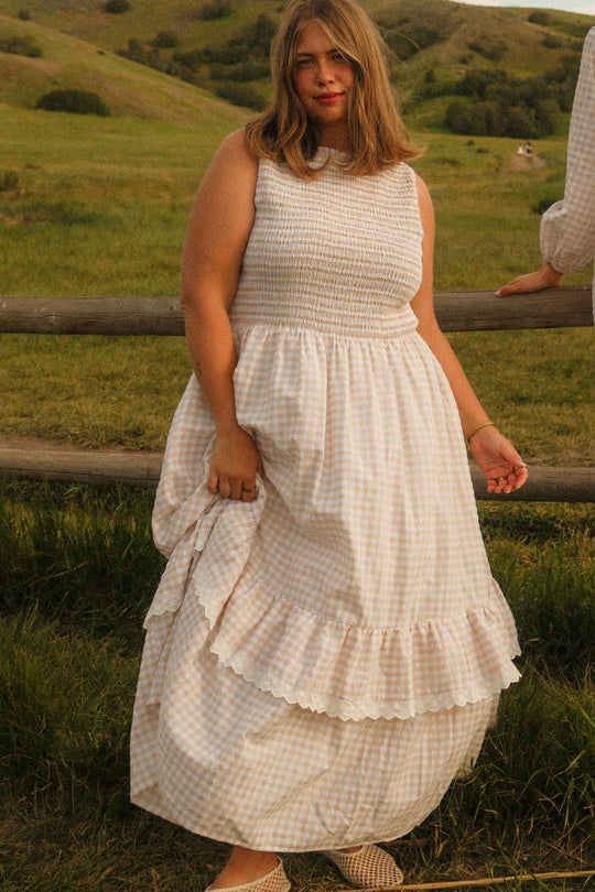Presley Sleeveless Dress in Cream Gingham