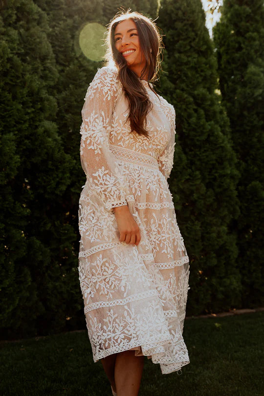 Sicily Dress in Champagne Lining