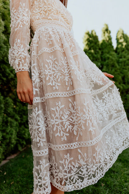 Sicily Dress in Champagne Lining